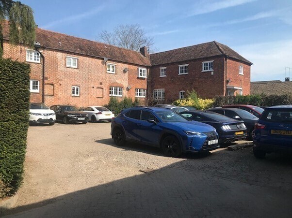 23-25 High St, Redbourn à louer - Photo de l’immeuble – Image 2 sur 7