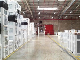 Plus de détails pour Industriel/Logistique à louer