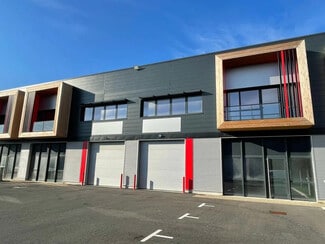 Plus de détails pour Bureau, Local d'activités à louer