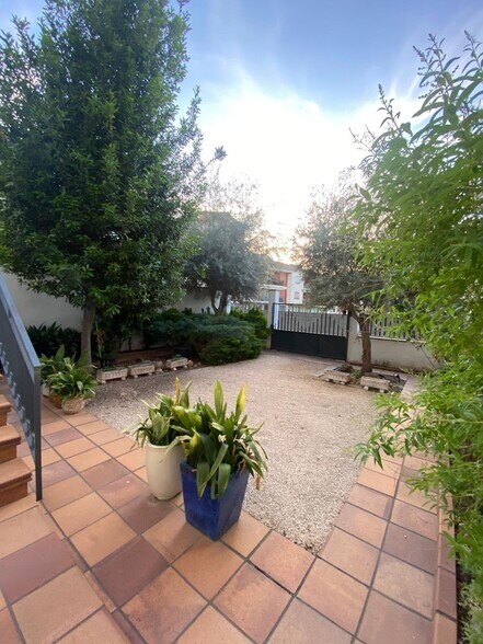 Immeuble residentiel dans Artés, Barcelona à vendre - Photo de l’immeuble – Image 2 sur 4