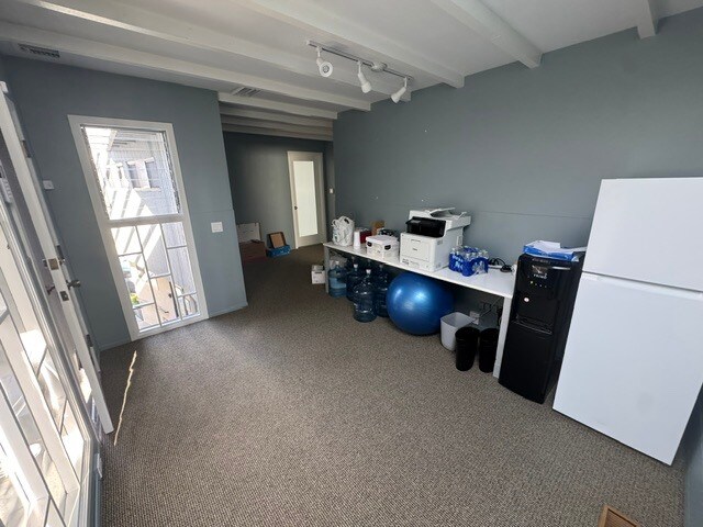 1682 Laurel St, San Carlos, CA à louer - Photo de l’immeuble – Image 3 sur 6
