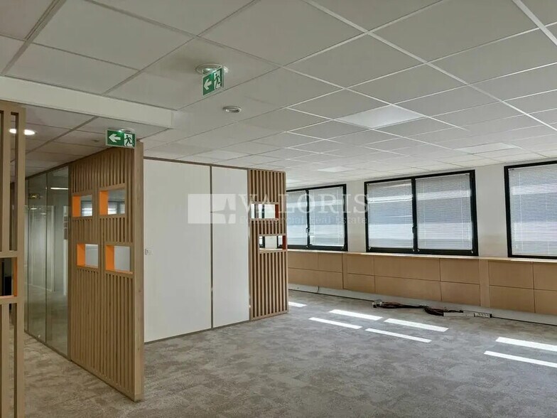 Bureau dans Lyon à louer - Photo de l’immeuble – Image 3 sur 16