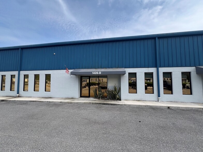 1426 Skees Rd, West Palm Beach, FL à louer - Photo intérieure – Image 2 sur 9