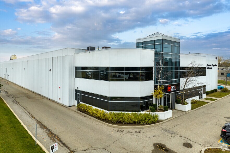 68 Leek Cres, Richmond Hill, ON à louer - Photo principale – Image 1 sur 4