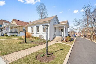 Plus de détails pour 308 Walnut St, St Charles, IL - Bureau à vendre