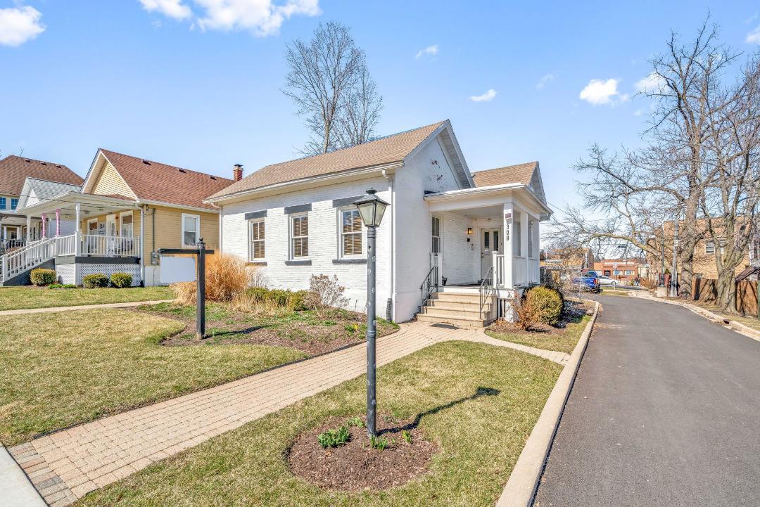 308 Walnut St, St Charles, IL à vendre Photo de l’immeuble– Image 1 sur 19