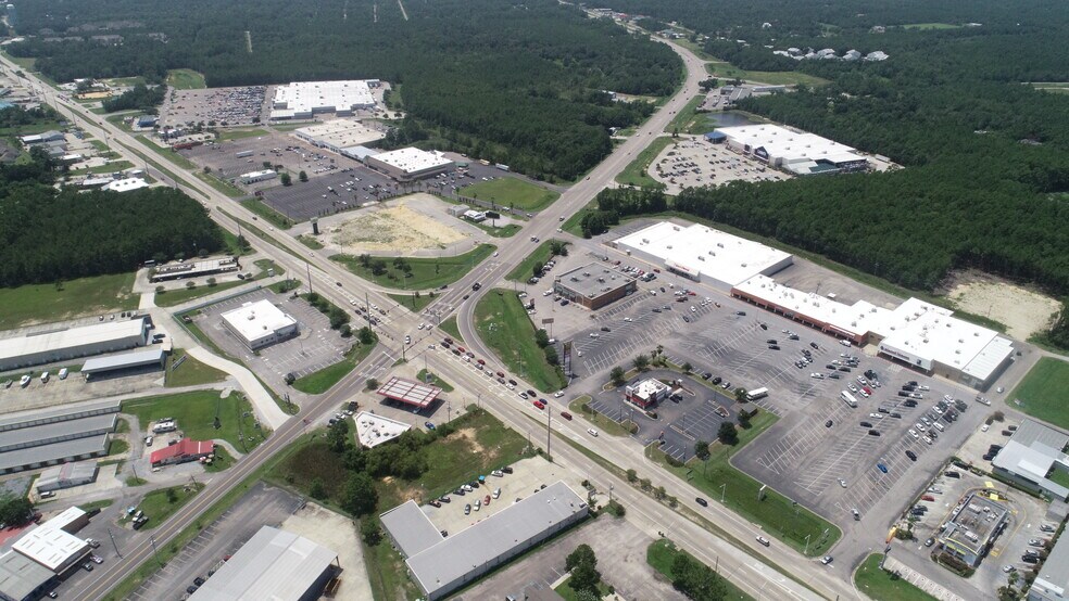 403 Highway 90, Waveland, MS à louer - Photo de l’immeuble – Image 3 sur 10
