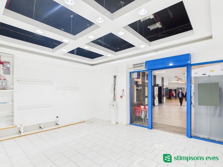 Horne Ln, Bedford à louer - Photo de l’immeuble – Image 2 sur 53