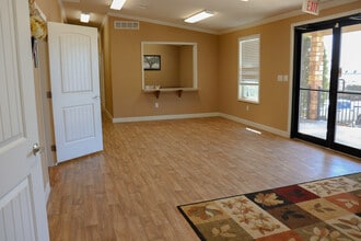 601 Old Base Rd, Aurora, TX à louer Photo intérieure– Image 2 sur 11