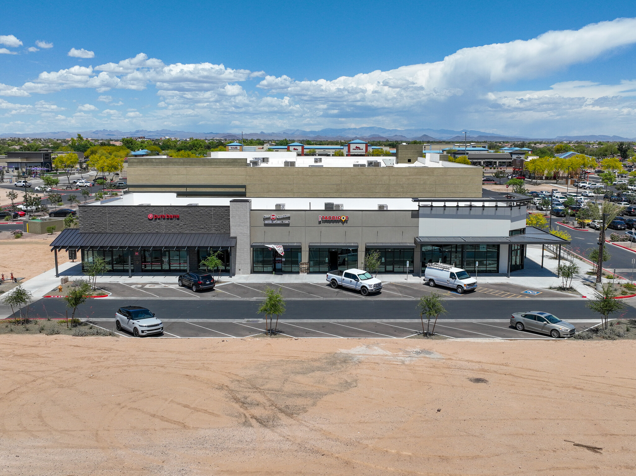 13426 N Litchfield Rd, Surprise, AZ à louer Photo de l’immeuble– Image 1 sur 1