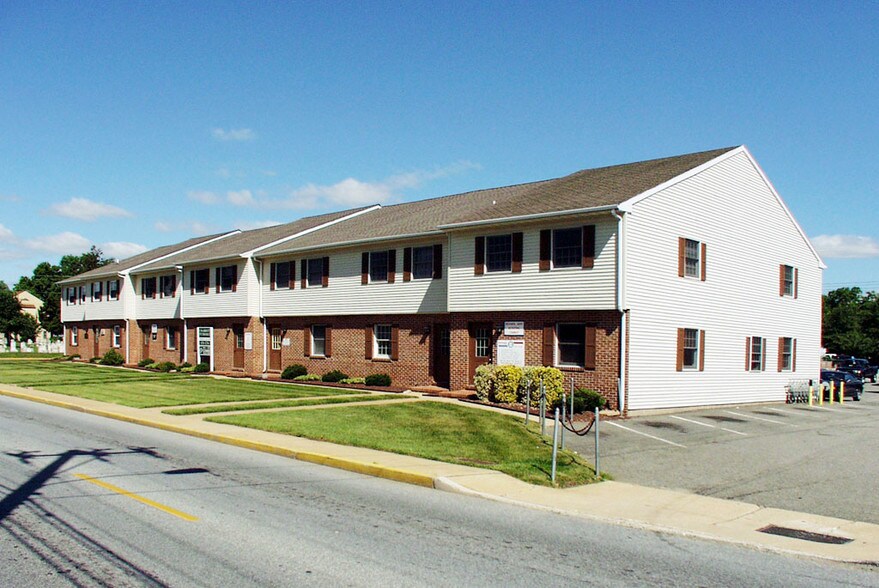 375-385 W North St, Dover, DE à vendre - Photo de l’immeuble – Image 2 sur 3
