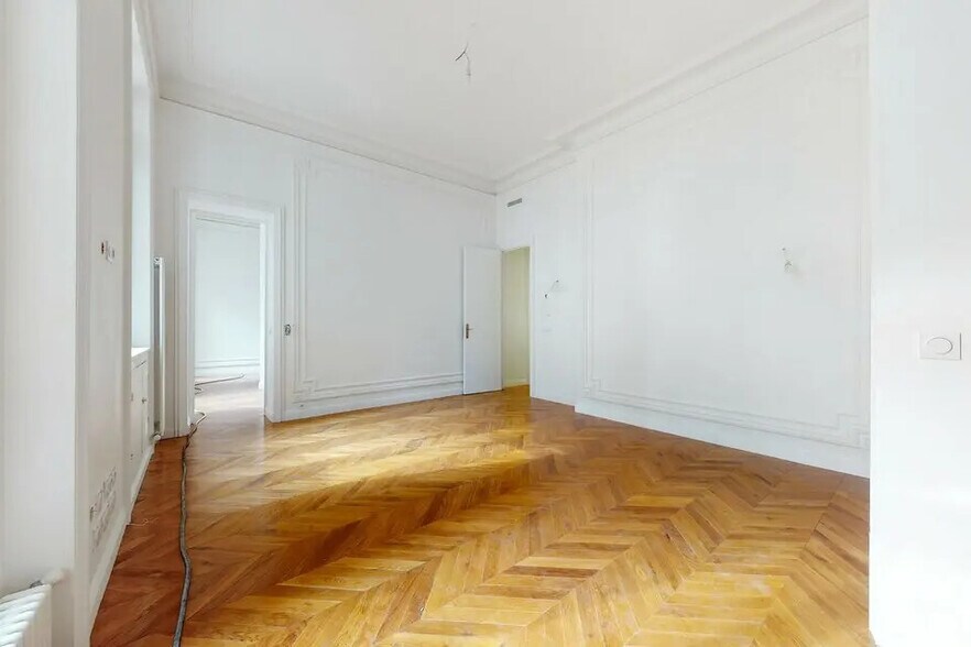 Bureau dans Paris à louer - Photo de l’immeuble – Image 3 sur 6