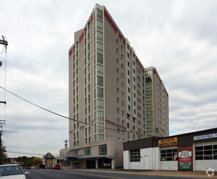 8060 13th St, Silver Spring, MD à louer - Photo de l’immeuble – Image 3 sur 35