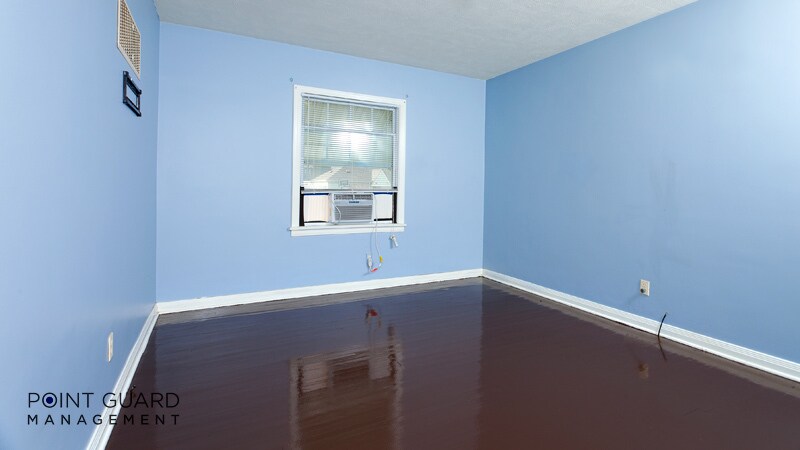 4722 E Elm St, Wichita, KS à vendre - Photo de l’immeuble – Image 3 sur 4