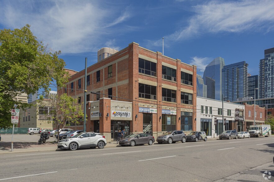 822 11th Ave SW, Calgary, AB à louer - Photo de l’immeuble – Image 2 sur 5