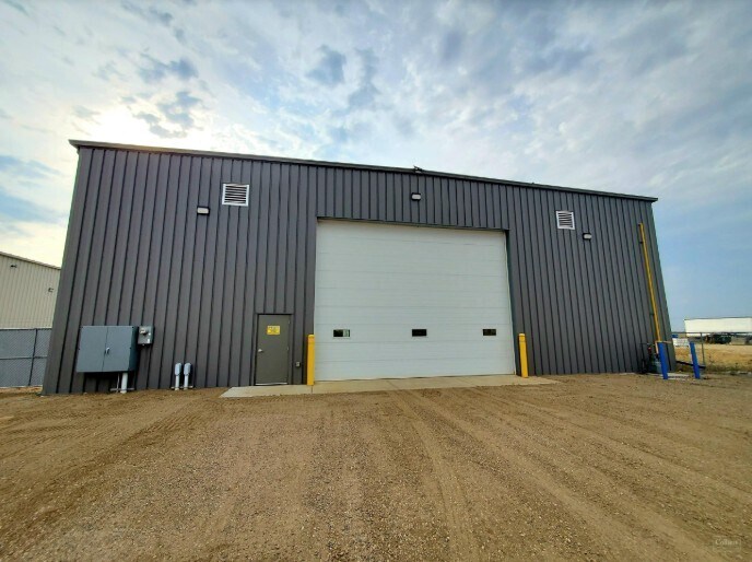 4014 Burron Av, Saskatoon, SK à louer - Photo de l’immeuble – Image 2 sur 4