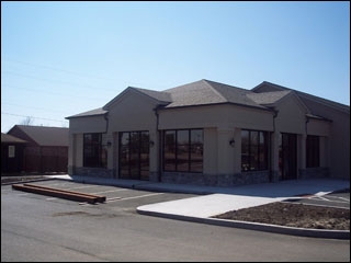 Plus de détails pour 3703 SW Burlingame Rd, Topeka, KS - Local commercial à louer