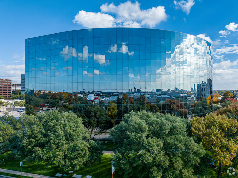 14800 Landmark Blvd, Dallas, TX à louer - Photo principale – Image 1 sur 22