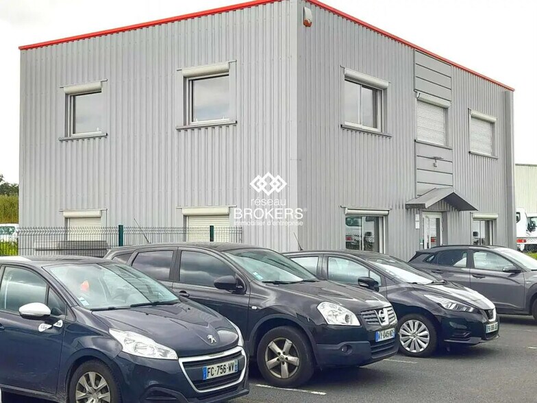 Bureau dans Saint-Jean-de-Braye à louer - Photo de l’immeuble – Image 2 sur 16