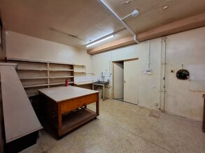 69-73 Oxford St, Oldham à louer Photo intérieure– Image 2 sur 2