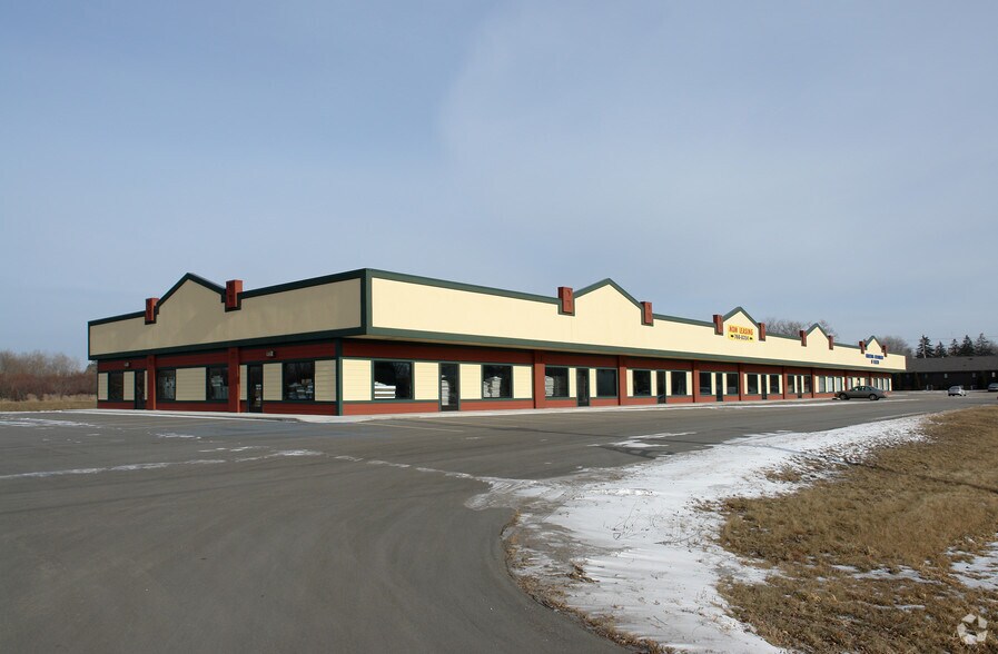 705 5th St NW, Bemidji, MN à louer - Photo de l’immeuble – Image 1 sur 6