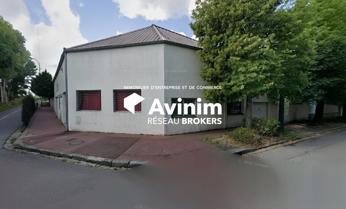 Industriel/Logistique dans Saint-Maur-des-Fossés à vendre Photo de l’immeuble– Image 1 sur 15