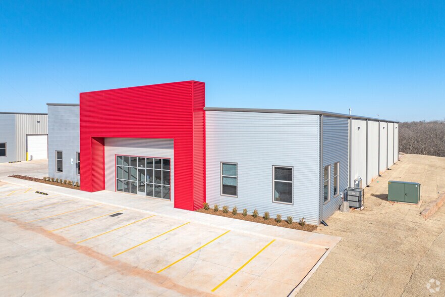 231 NW 71st St, Oklahoma City, OK à louer - Photo de l’immeuble – Image 2 sur 4