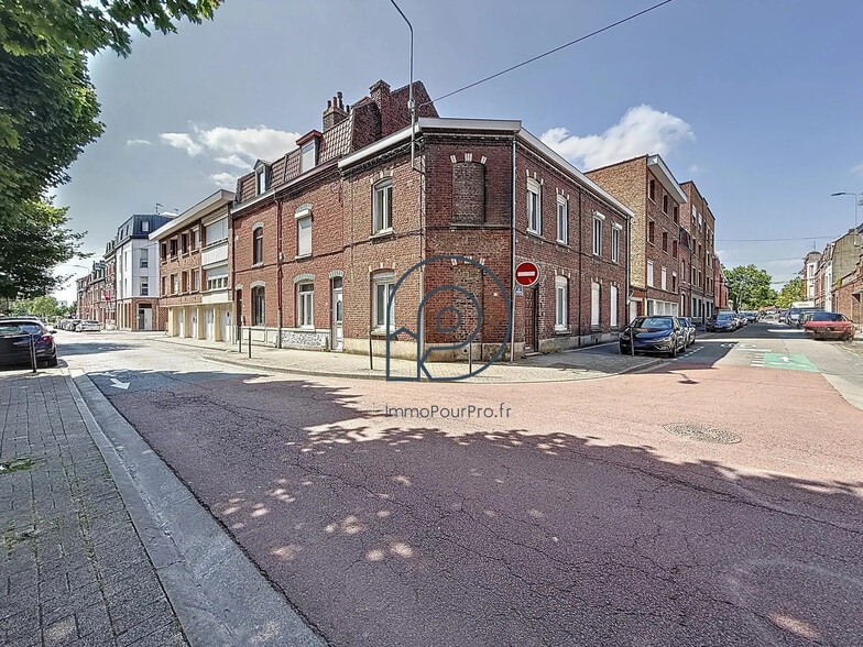 Bureau dans La Madeleine à vendre - Photo de l’immeuble – Image 1 sur 11