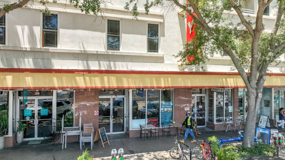 433 Central Ave, Saint Petersburg, FL à louer - Photo de l’immeuble – Image 3 sur 8