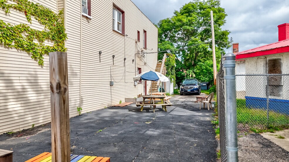 945 1st St, La Salle, IL à vendre - Photo de l’immeuble – Image 3 sur 24