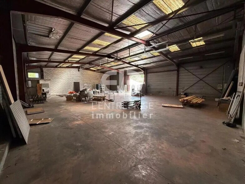 Industriel/Logistique dans Contes à louer - Photo de l’immeuble – Image 3 sur 6