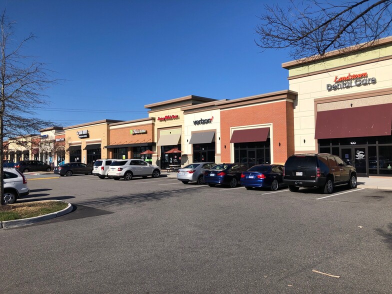 1909 Landstown Centre Way, Virginia Beach, VA à louer - Photo de l’immeuble – Image 1 sur 3