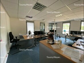 Bureau dans Saint-Herblain à vendre Photo intérieure– Image 2 sur 2