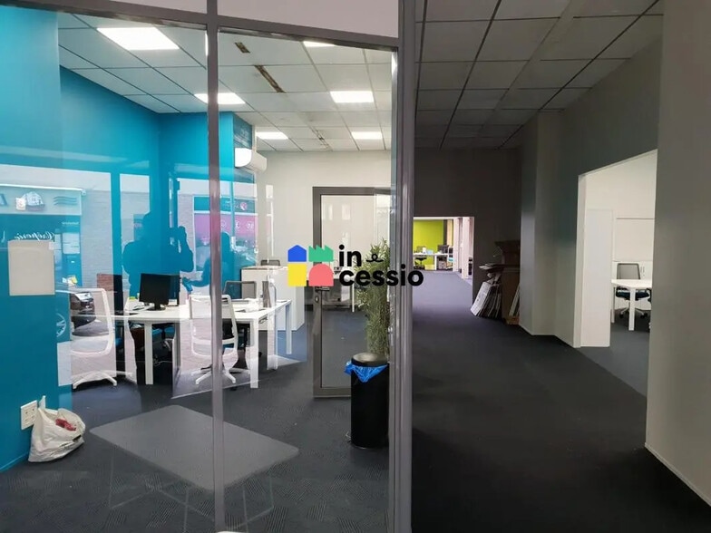 Bureau dans Le Mans à vendre - Photo de l’immeuble – Image 3 sur 12