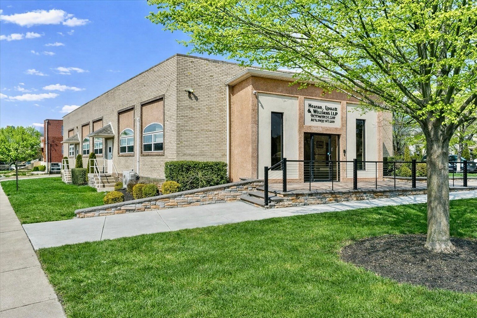 101 E Darby Rd, Havertown, PA à vendre Photo principale– Image 1 sur 17
