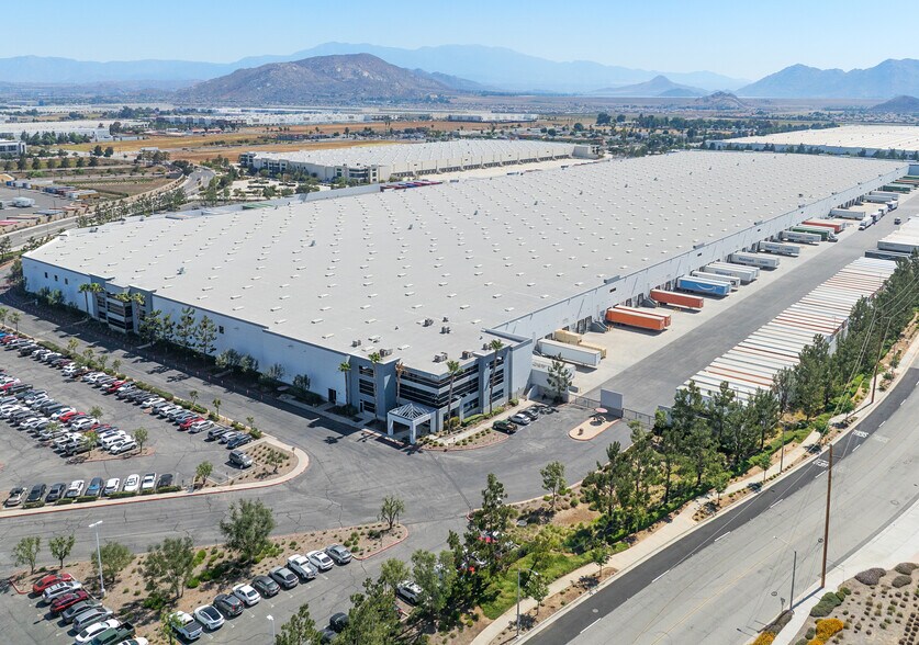 3700 Indian Ave, Perris, CA à louer - Photo de l’immeuble – Image 2 sur 5