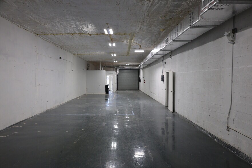 1847 NW 21st St, Miami, FL à louer - Photo de l’immeuble – Image 2 sur 28