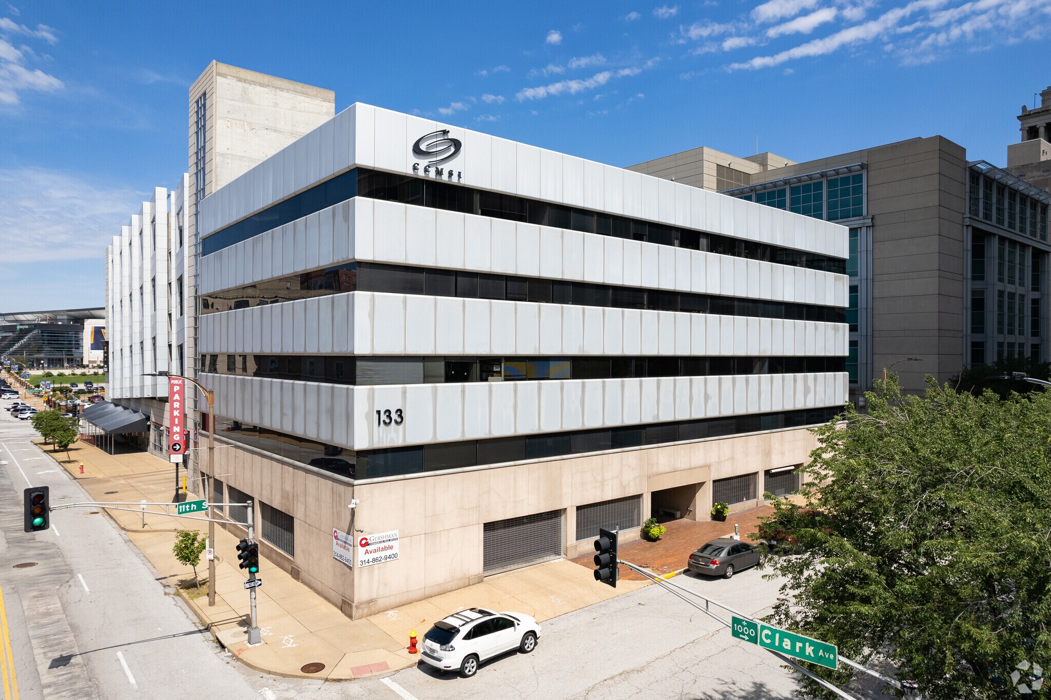 133 S 11th St, Saint Louis, MO à louer Photo de l’immeuble– Image 1 sur 5