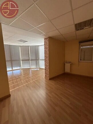 Plus de détails pour Bureau à vendre