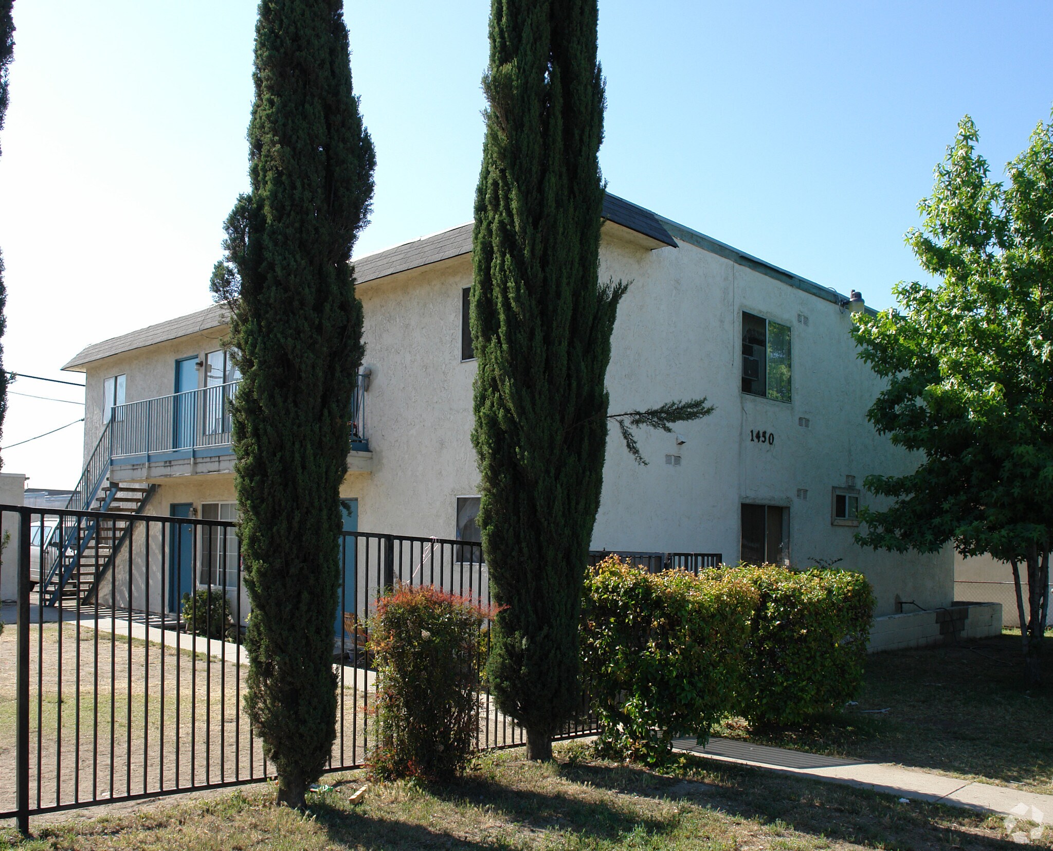 1450 Virginia Ave, Ontario, CA à vendre Photo de l’immeuble– Image 1 sur 6