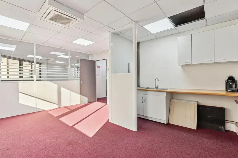 Bureau dans Boulogne-Billancourt à louer - Photo intérieure – Image 3 sur 13