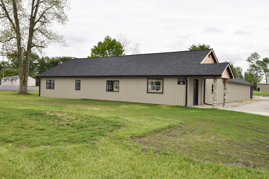 1311 W Main St, Greenfield, IN à louer - Photo de l’immeuble – Image 2 sur 11