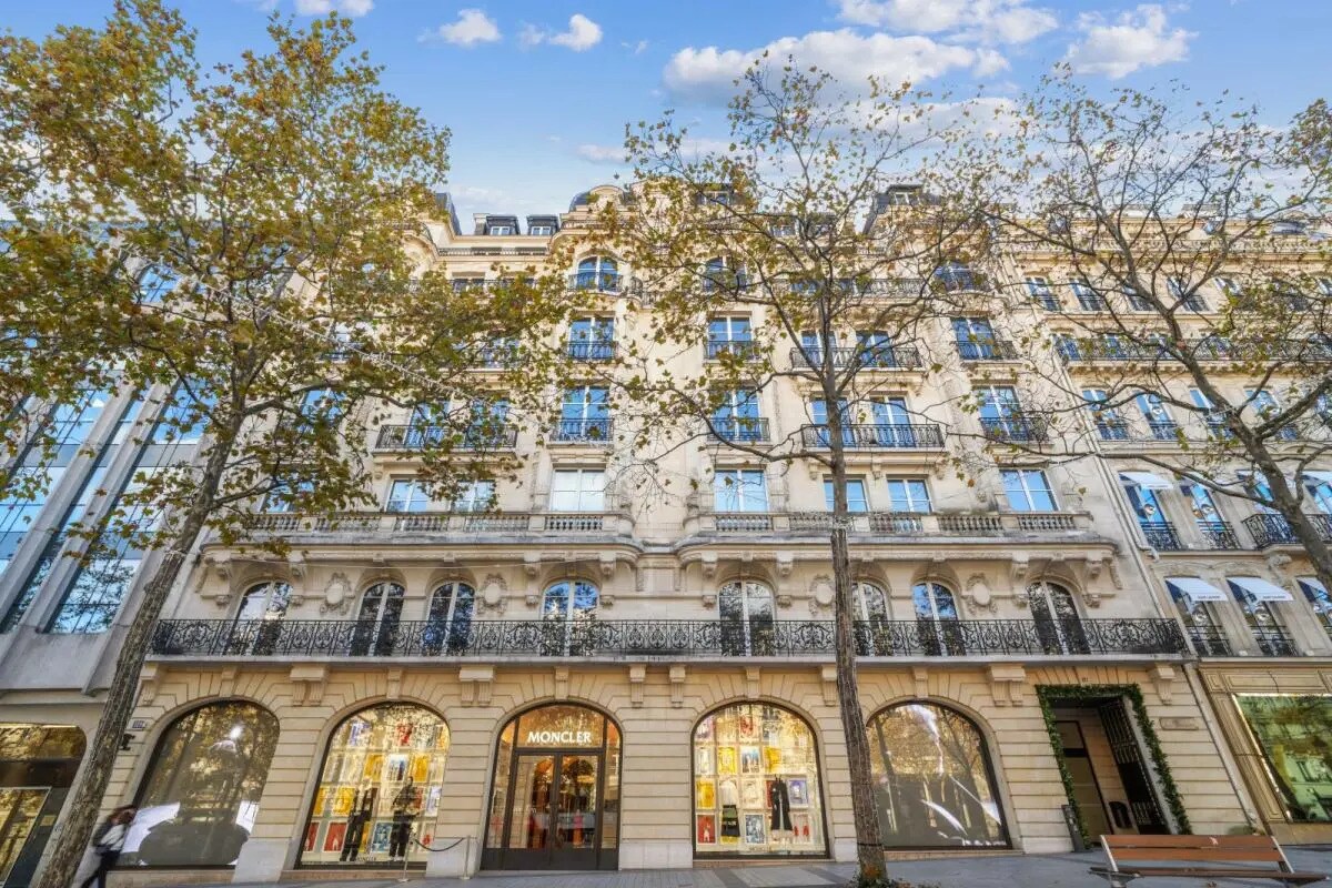 119-121 Avenue Des Champs Elysées, Paris à louer Photo de l’immeuble– Image 1 sur 14