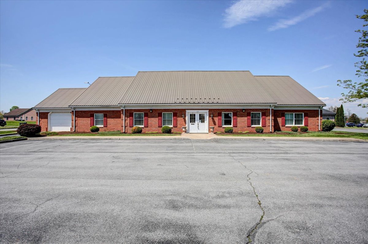 1137 Kennebec Dr, Chambersburg, PA à vendre Photo principale– Image 1 sur 34