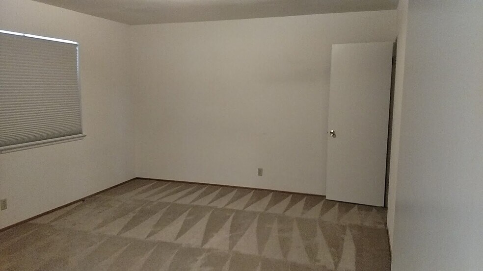 711 9th Ave, San Mateo, CA à vendre - Photo de l’immeuble – Image 3 sur 8