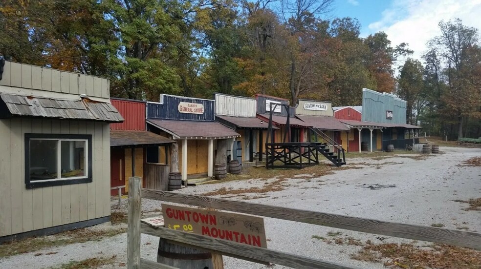 101 Huckleberry Knob Rd, Cave City, KY à vendre - Photo de l’immeuble – Image 3 sur 6