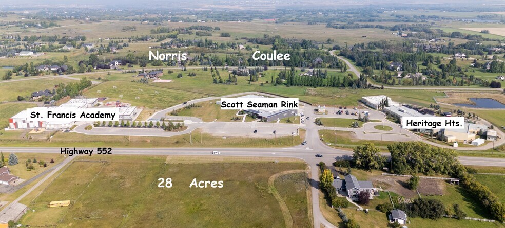 552 E Foothills Acres, Foothills, AB à vendre - Aérien – Image 2 sur 5