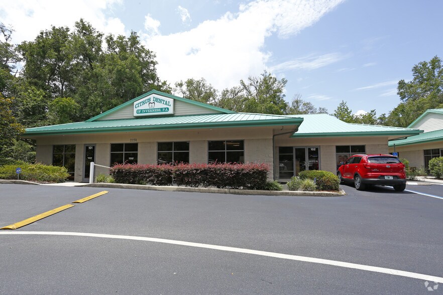 2231 W Highway 44, Inverness, FL à vendre - Photo principale – Image 1 sur 43