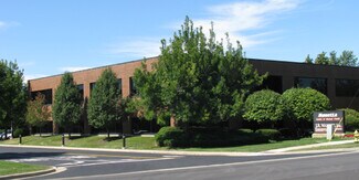 Plus de détails pour 1776 S Naperville Rd, Wheaton, IL - Bureau à louer