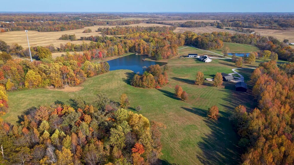 8381 State Route 351 E, Henderson, KY à vendre - Vidéo sur l’annonce professionnelle – Image 2 sur 33